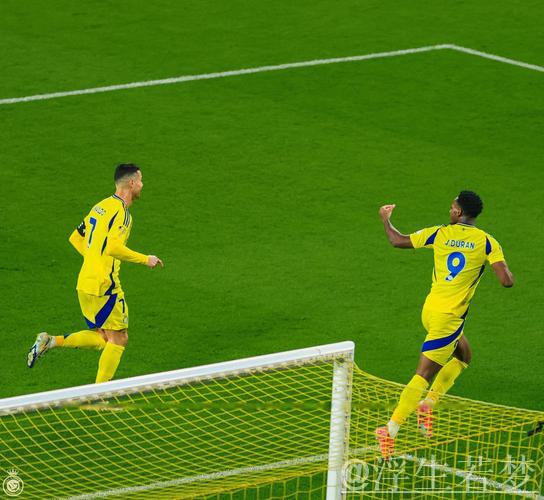 沙特联-利雅得胜利2-0麦加统一重回前三 C罗头球破门+造点 马内点射建功